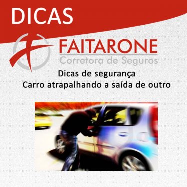 Carro atrapalhando a saída de outro